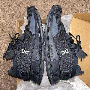 On Cloud Cloudnova Running Shoes Black Eclipse Womens Size 6.5 (Worn Once)